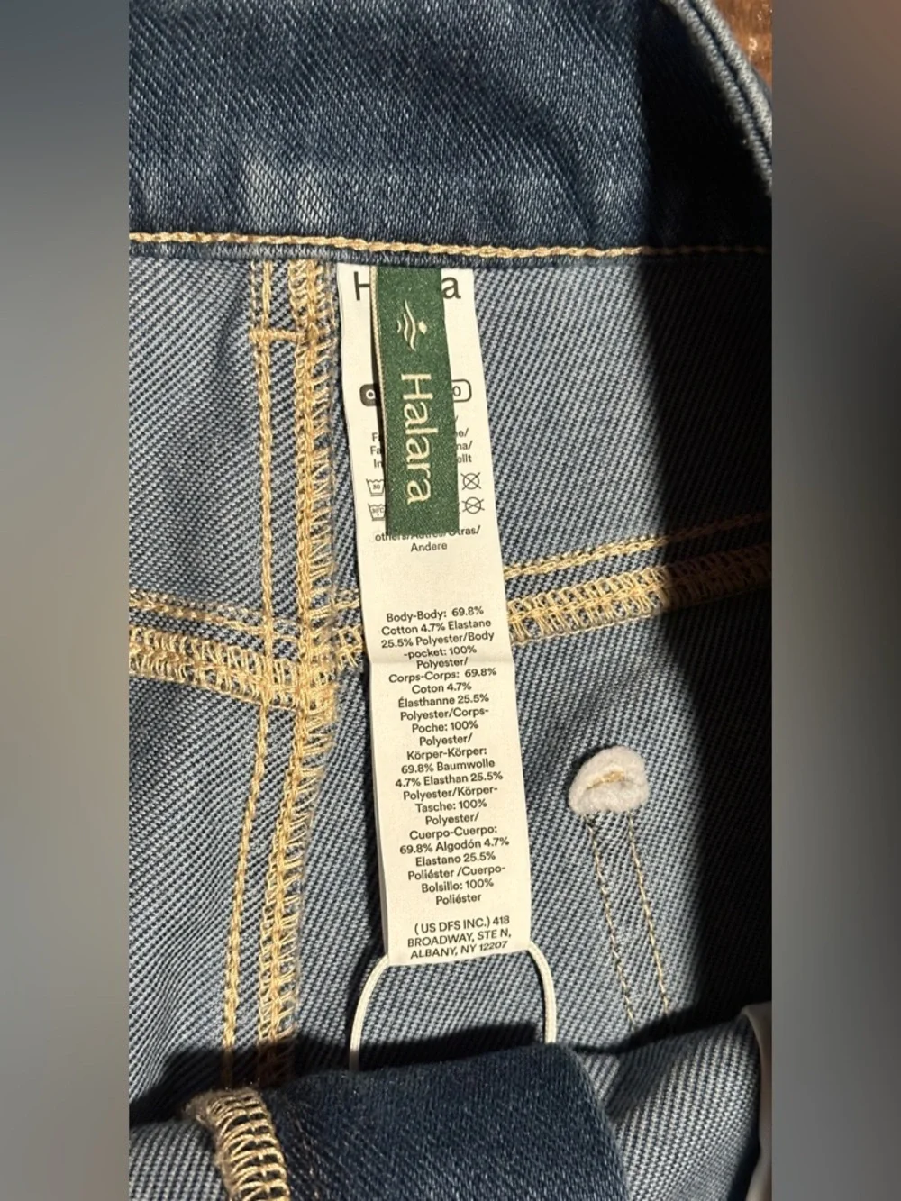 NWT Halara Flex High Waisted Wide Leg Rolled Hem Jeans Women’s Medium - Picture 7 of 9